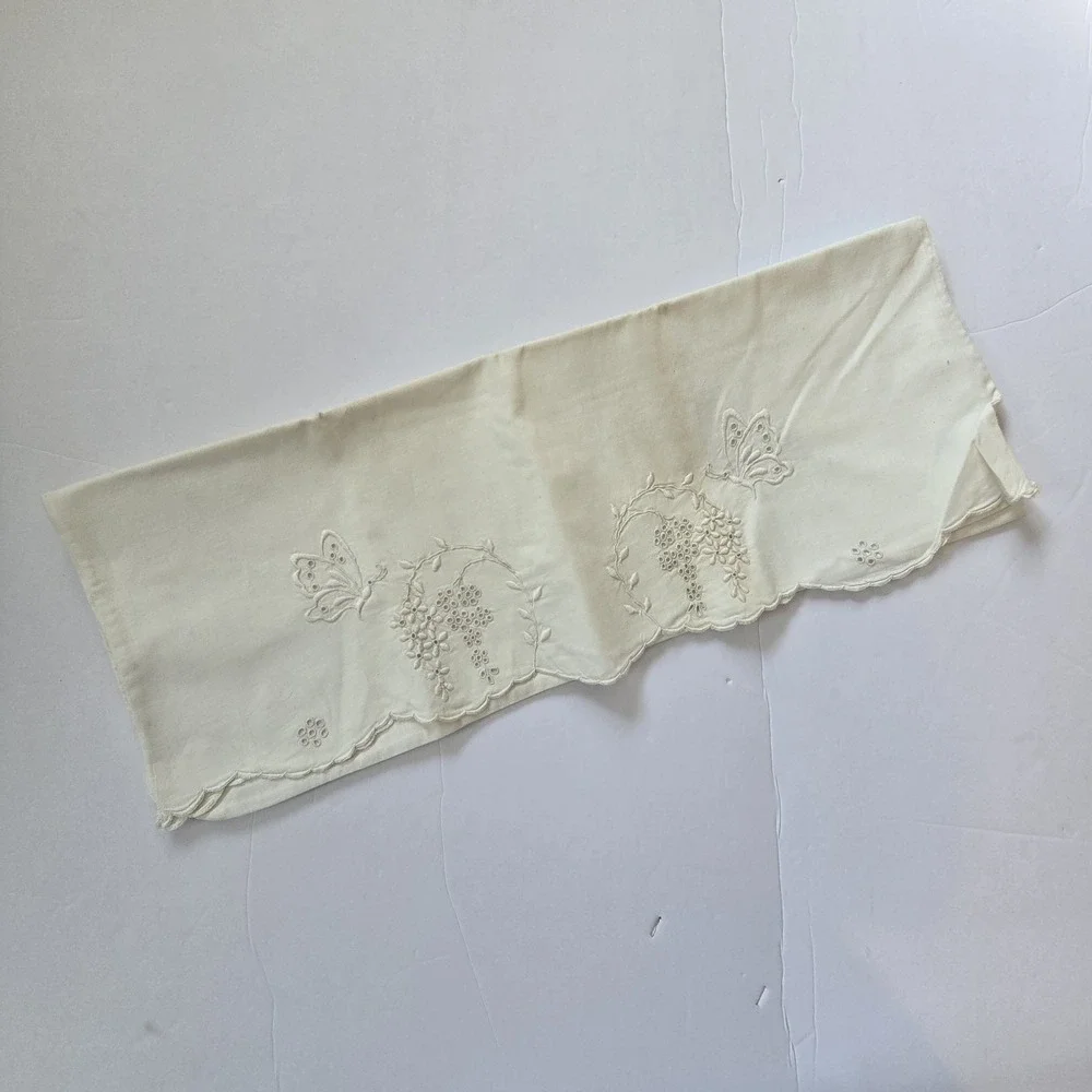 Vintage Embroidered Pillowcase Cream Boho Cottage Granny Shabby Cotton